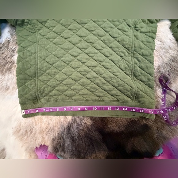 Vineyard Vines women’s diamond quilted dreamcloth shep shirt, green, xs/s - Picture 9 of 11